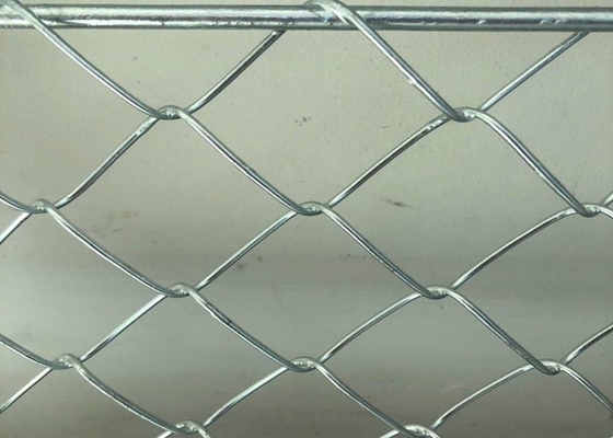 Barrière en aluminium Fabric Waterproof 50x50 Mesh White Color de maillon de chaîne