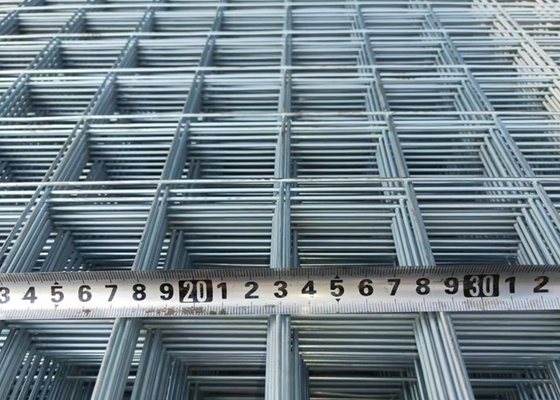 2x2 a galvanisé le fil soudé Mesh For Agriculture/construction