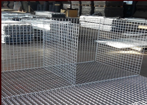 La mesure de Gabion 10 a soudé le PVC de trou de rectangle du grillage 2 x 2 enduit
