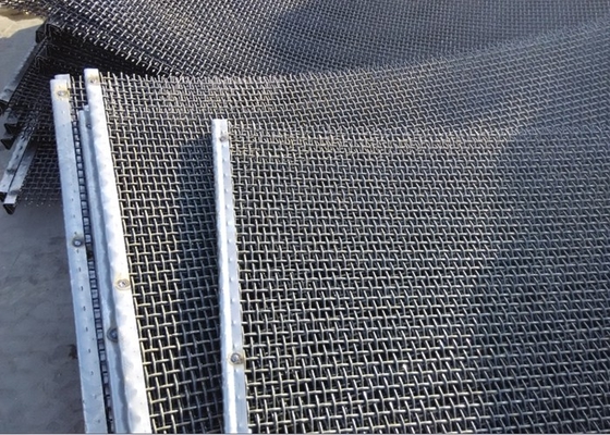 l'acier 65mn a serti par replis le fil Mesh Square Hole Length Customized pour le tamisage