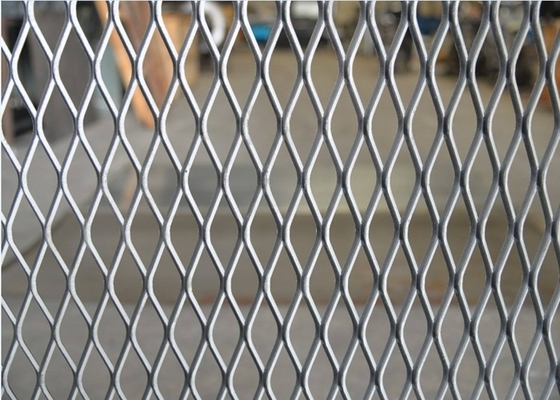 Métal augmenté galvanisé Mesh Diamond Hole 0.5-8mm pour la construction