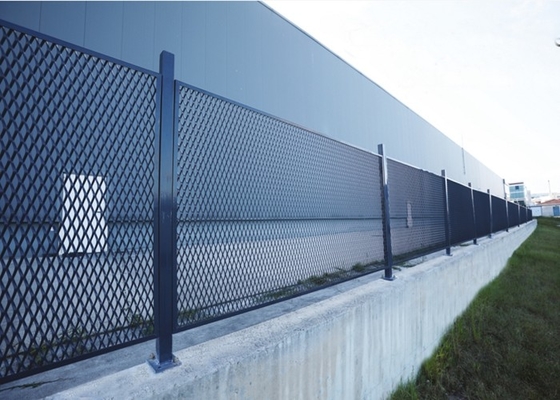 la barrière de sécurité augmentée par 0.5m-2.5m en métal, anti montée a augmenté la barrière Panels en métal